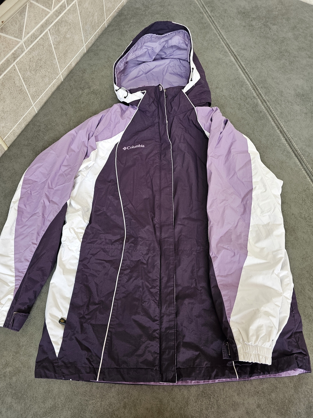 Columbia Women's Purple Colorblock Hooded Rain Jacket
